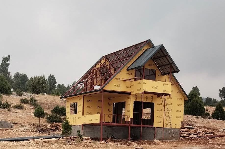 Çift katlı prefabrik villa - Zarf çatılı